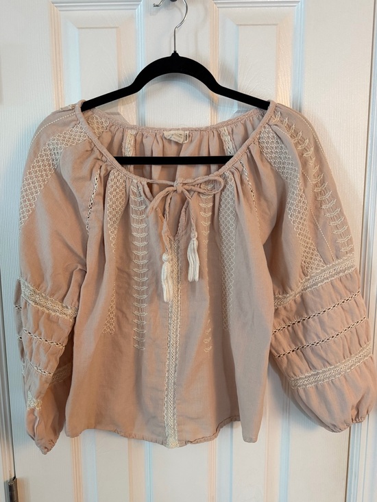 Artelier Nicole Miller Tops - Nicole Miller Artelier Blush Embroidered Boho Peasant Top Medium Cotton